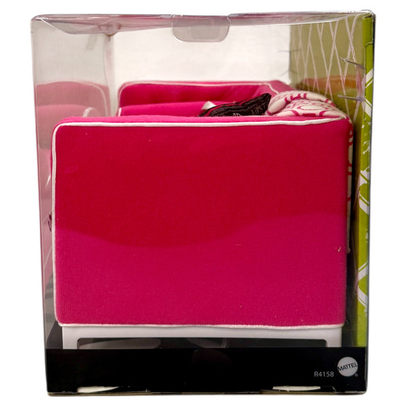 Barbie Jonathan Adler Sofa Couch Pink Happy Chic Gift Set Anniversary NRFB READ - Picture 3 of 16